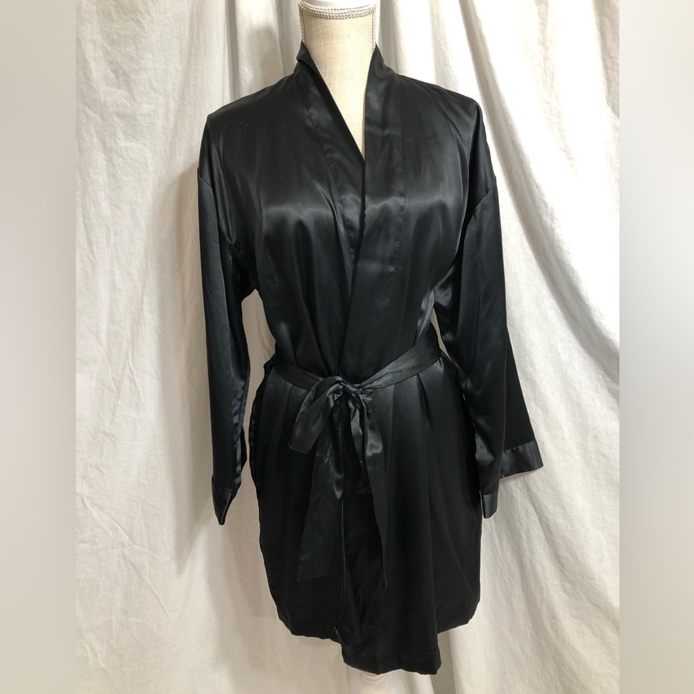 Vintage Victoria’s Secret Robe
